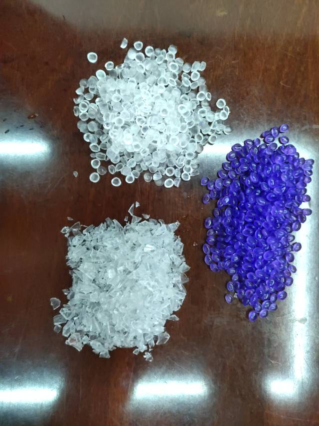 厂家直销 PVC 聚氯乙烯 塑料颗粒 可配色详情1