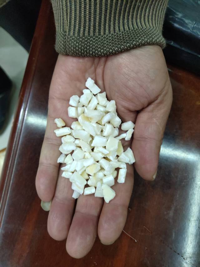 ABS 厂家直销 可配色 一级回料 塑料颗粒详情2