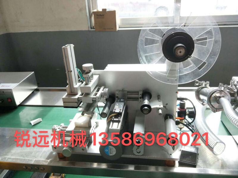 半自动两用贴标机锐远机械厂家直销诚信经营详情4