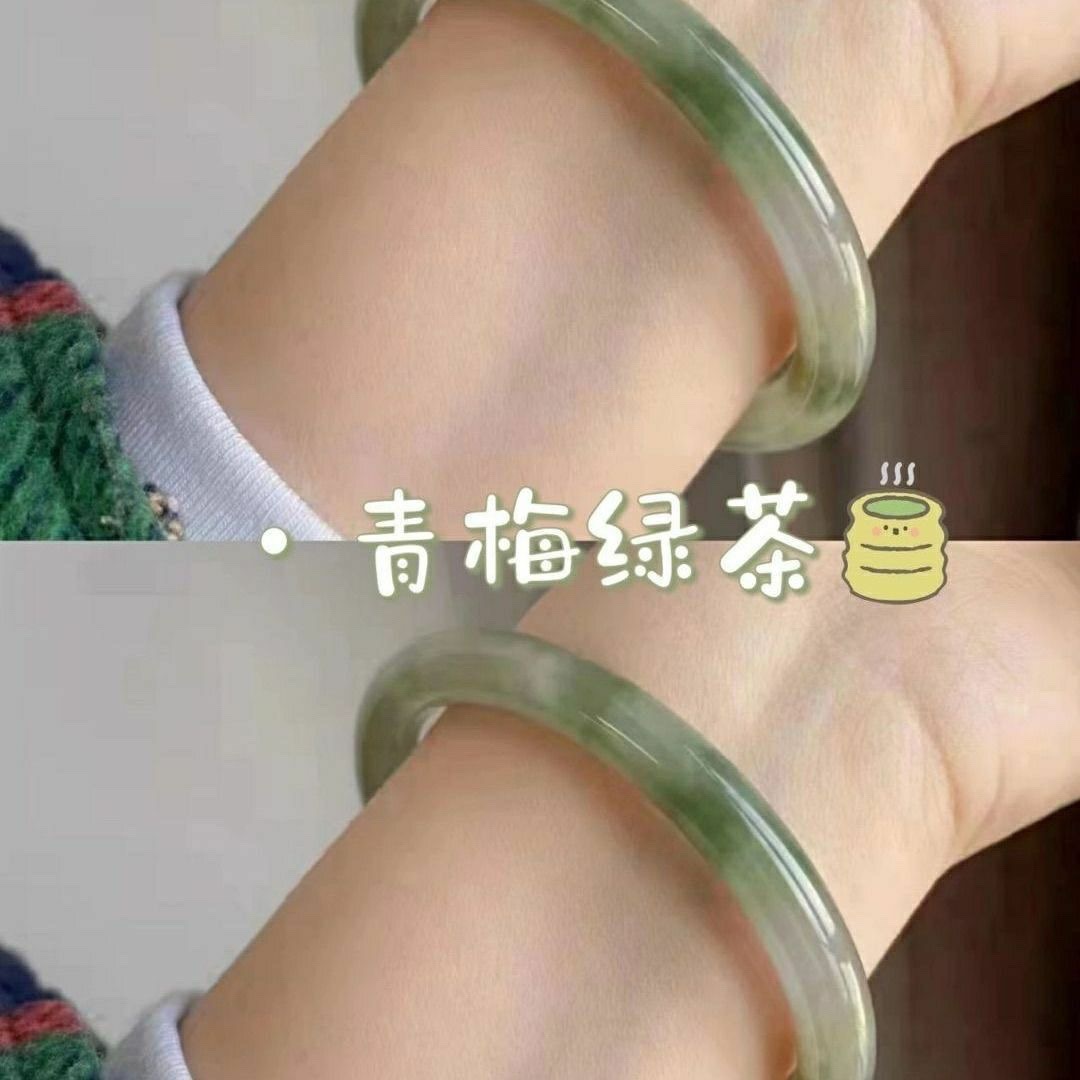 复制_小红书同款贵妃镯圆条粗款玻璃防玉冰透手镯.jpg