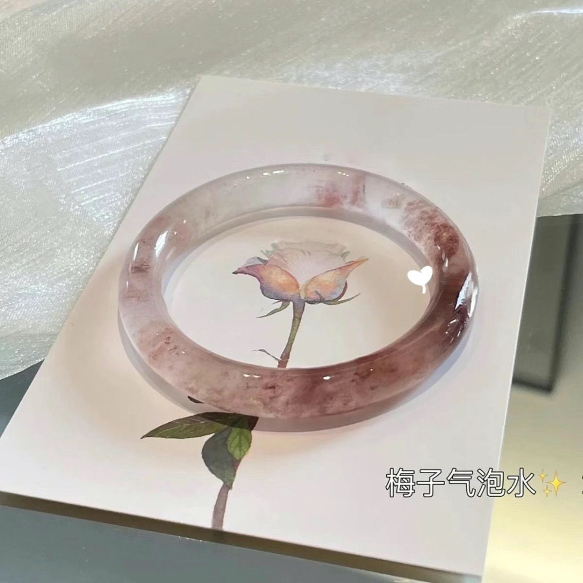 复制_小红书同款贵妃镯圆条粗款玻璃防玉冰透手镯.jpg