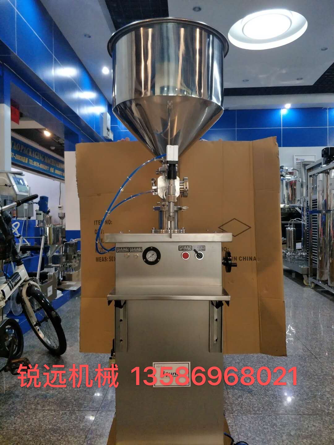 膏体灌装机锐远机械厂家直销诚信经营详情9