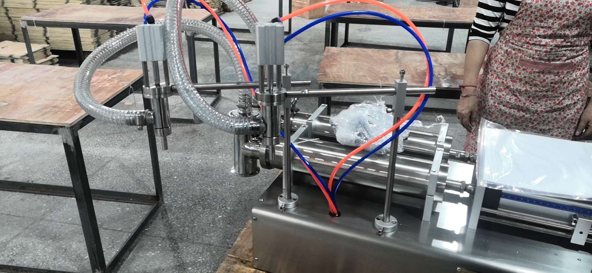 50-500双头液体灌装机广涛包装印刷机械详情9