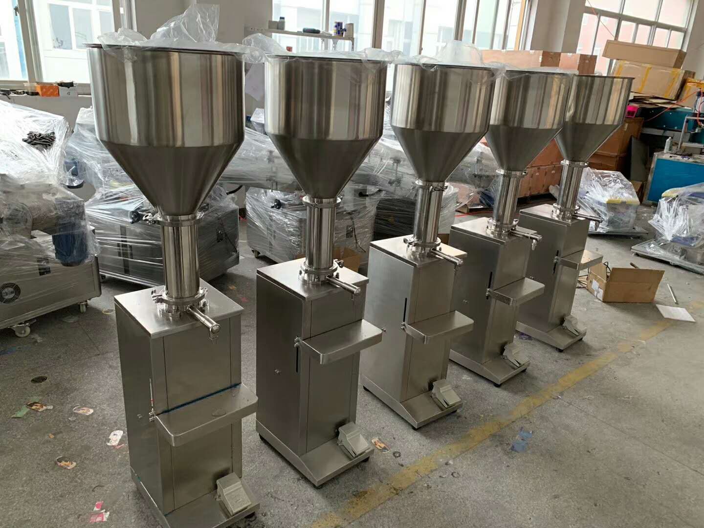 落地式灌装机广涛包装印刷机械详情2