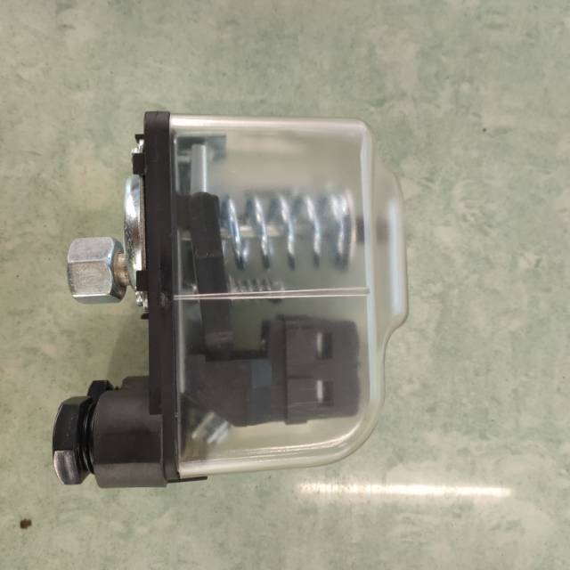 1厂家直销水泵电子压力开关水泵压力器智能水泵压力器00详情2