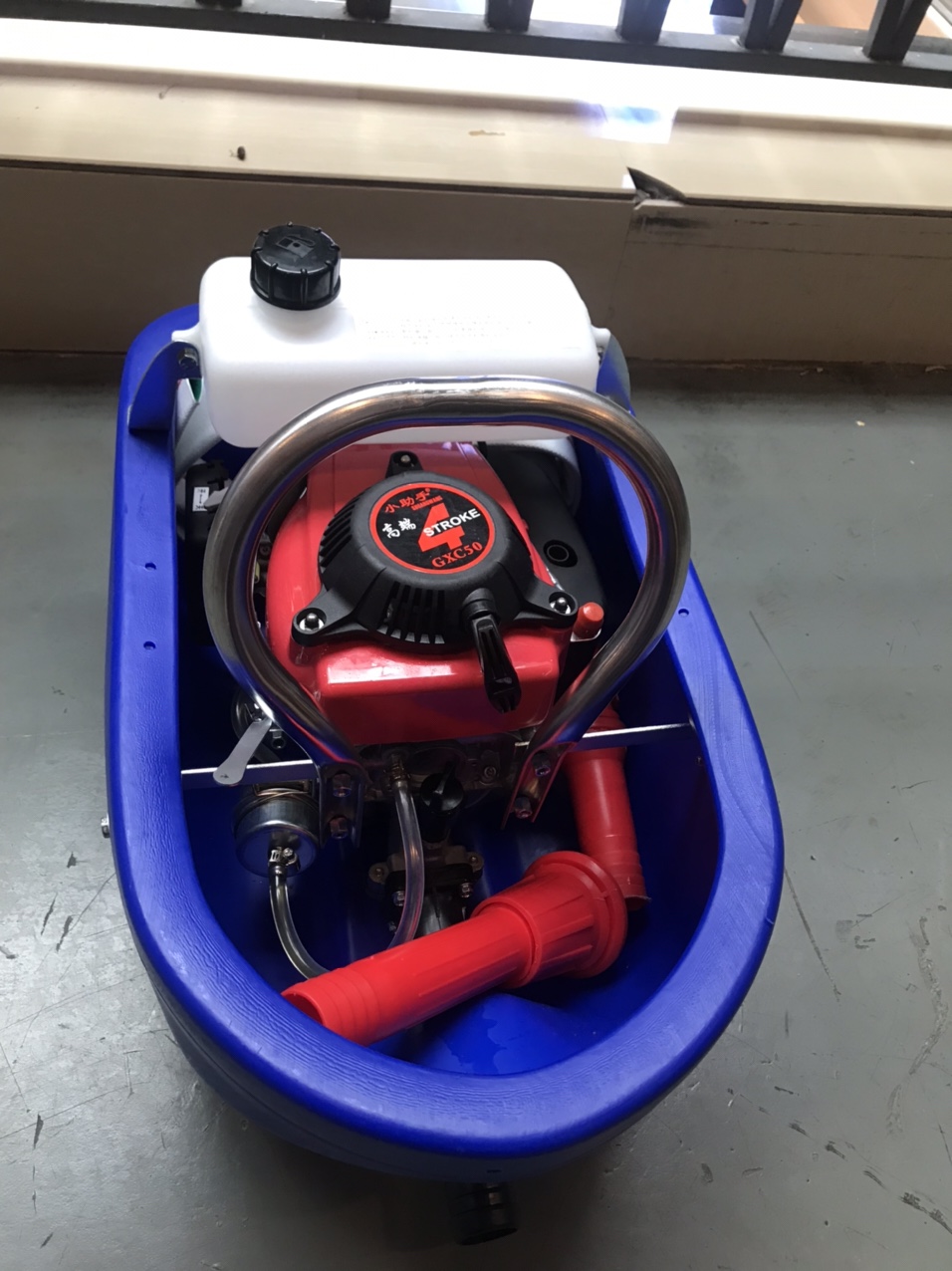 小助手船式喷灌机四冲程汽油机水泵农用自吸浮式抽水机船仔机浇菜机详情1