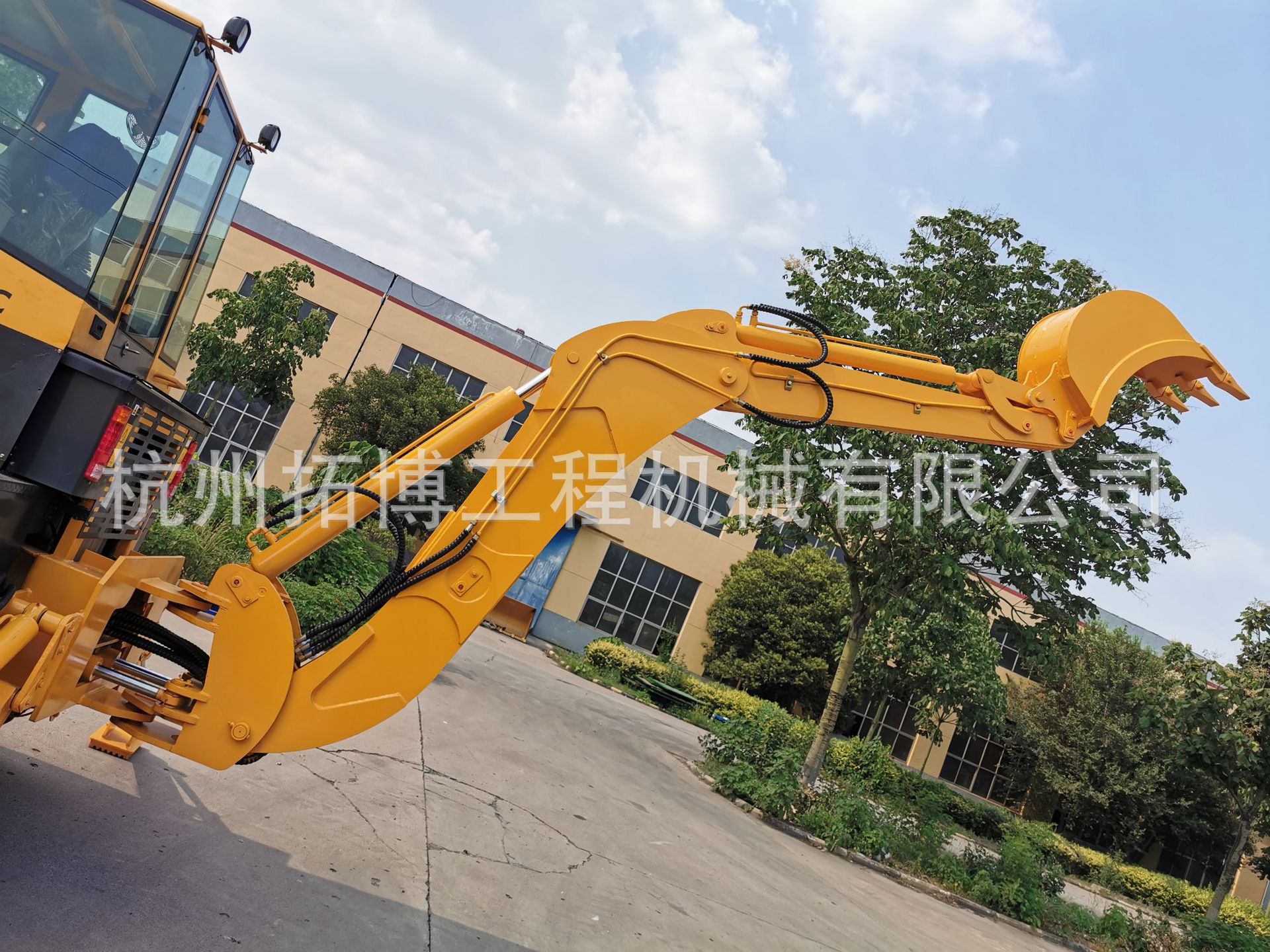 厂家直销 WZ30-25轮胎式装载机械 多功能前产后挖 挖土机两头忙 高效装载机新款上市详情11