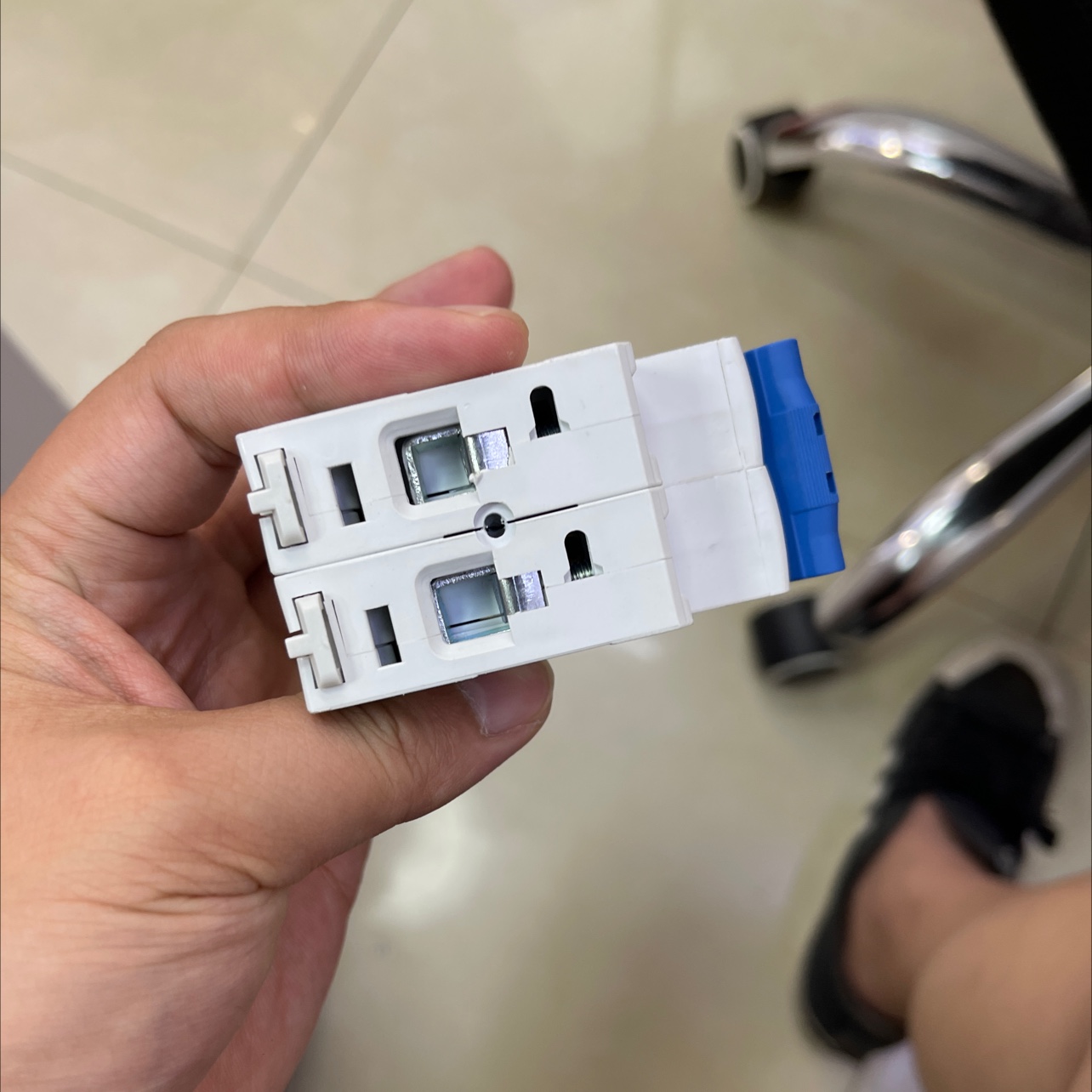 小型断路器详情3