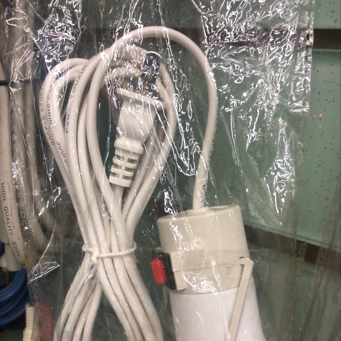 厂家直销电工电器设备灯头线详情3