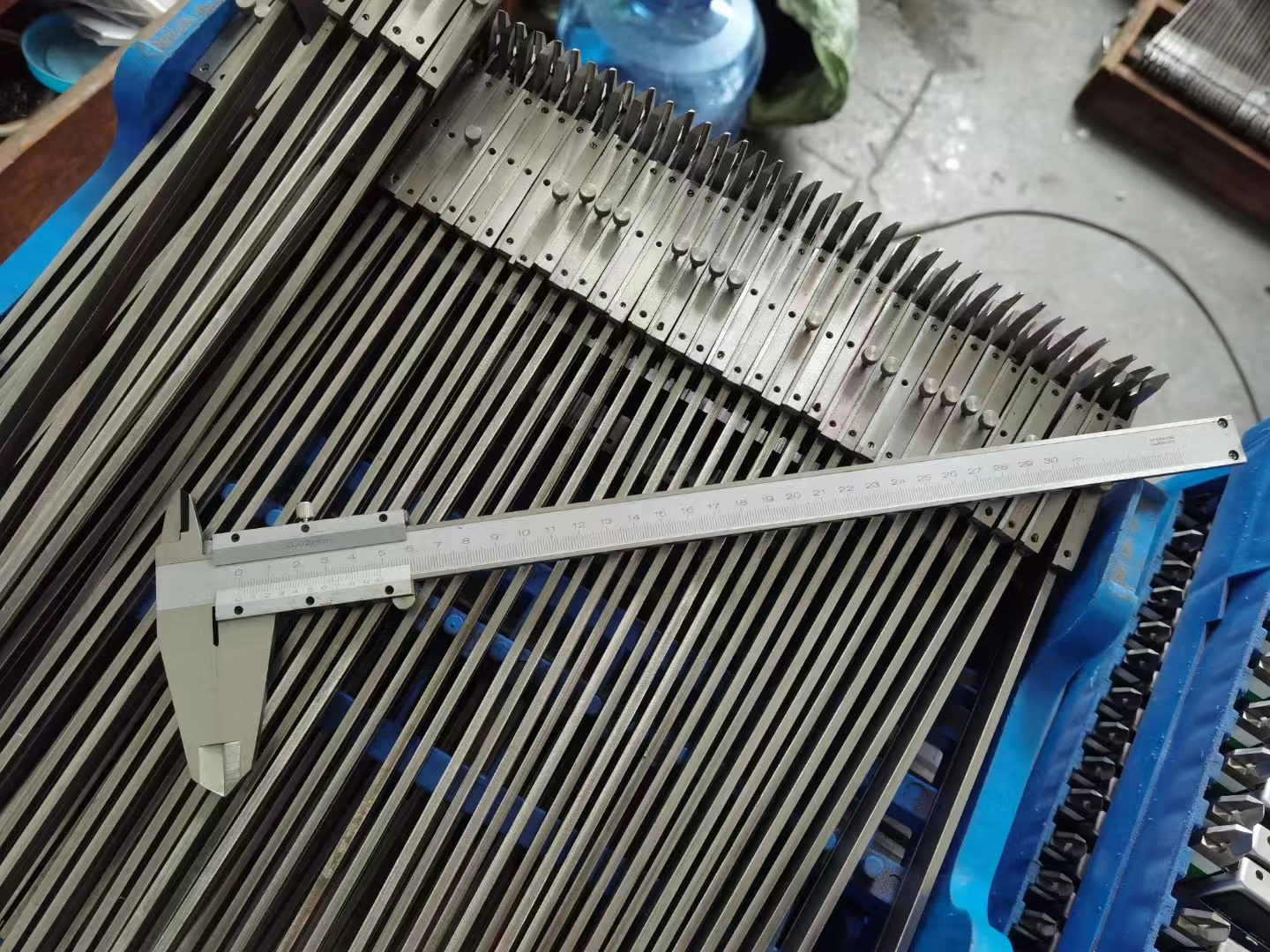 游标卡尺caliper 0-150详情3