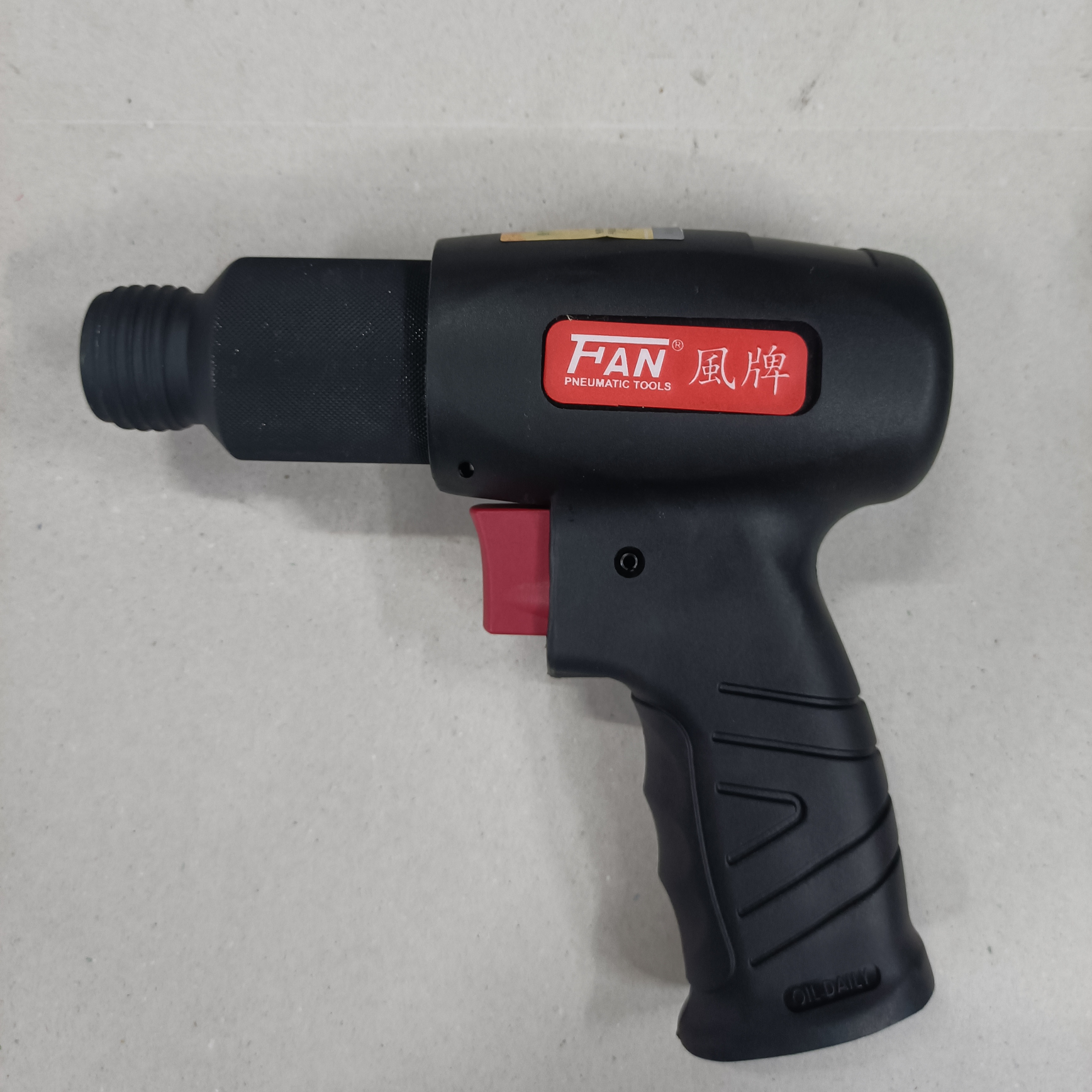 风牌塑钢本体气锤F333-190详情1