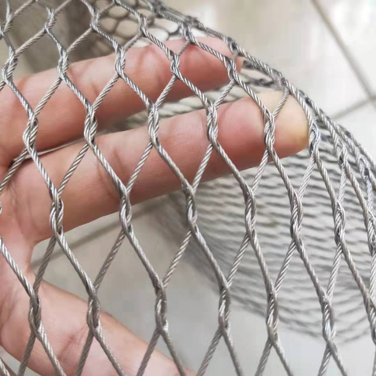 304钢丝绳护栏网 防高空坠物钢丝网 动物园绳网 阳台防护钢丝绳网详情3