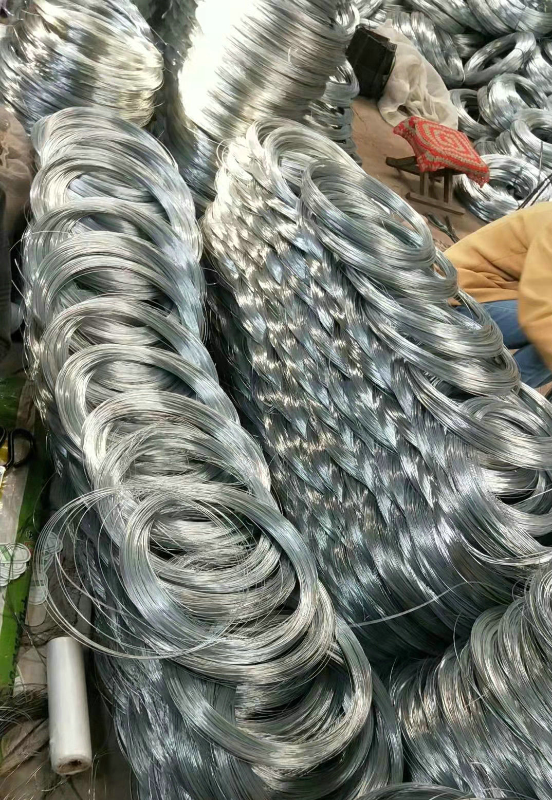 镀锌铁丝 内塑外编25kg/Galvanized iron wire25kg详情2