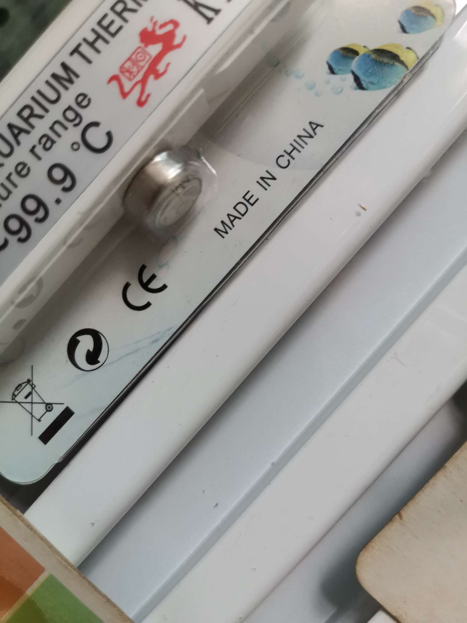 鱼缸温度计高精度LED数显水温计水族箱养鱼测温电子温度计鱼缸温度计贴片式高精度缸内潜水探头水温计水族专用LED电子数显详情4