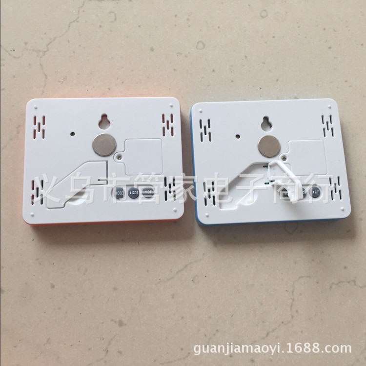 电子温湿度计 家用室内温度计 温湿度表 农历闹钟支架磁铁 BK855详情5