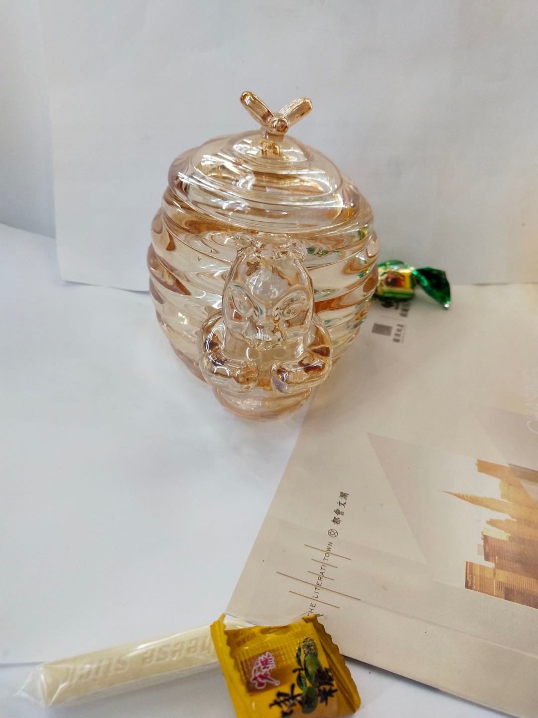 复古玻璃糖缸水晶糖果罐带盖收纳罐精致ins风化妆品收纳装饰摆件                             详情2