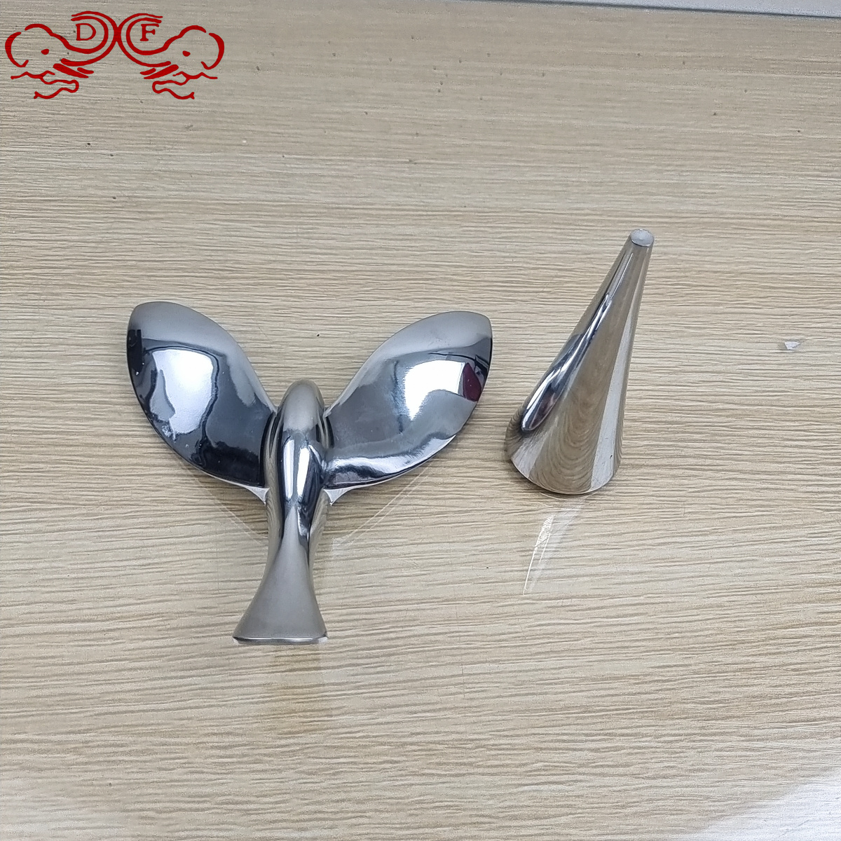DF68874新款飞鸟开瓶器创意开酒器悬浮不倒翁平衡鸟开盖器批发DF TRADING HOUSE详情2