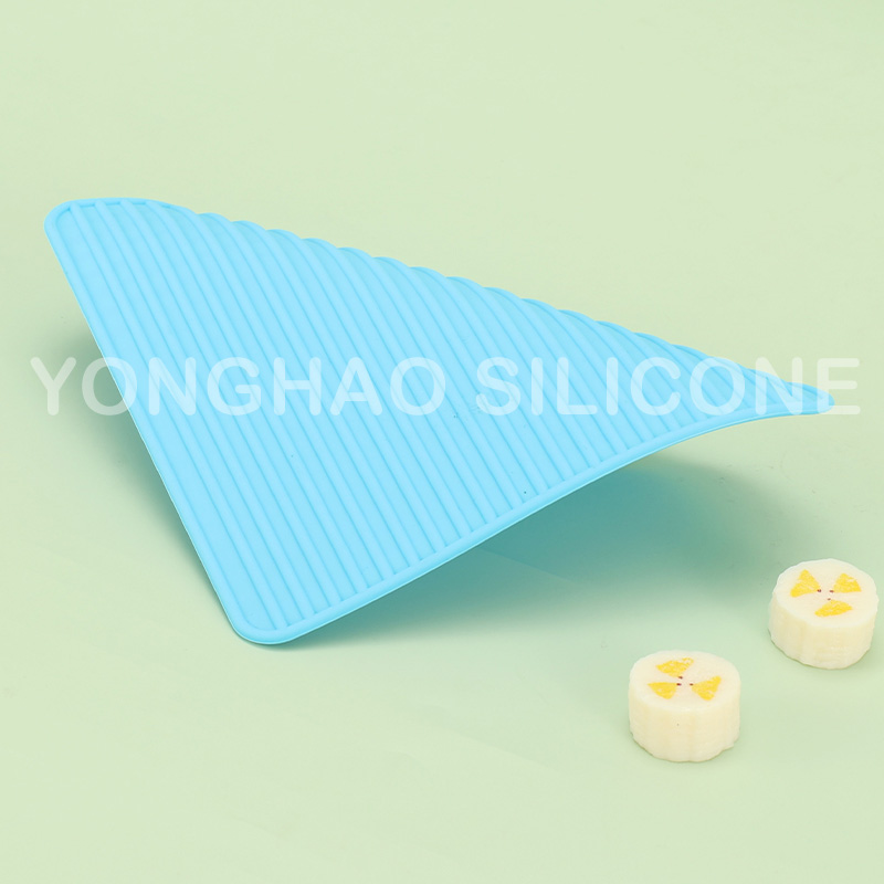 Kitchen Waterproof Placemats Silicone Insulation Table Pad 详情3