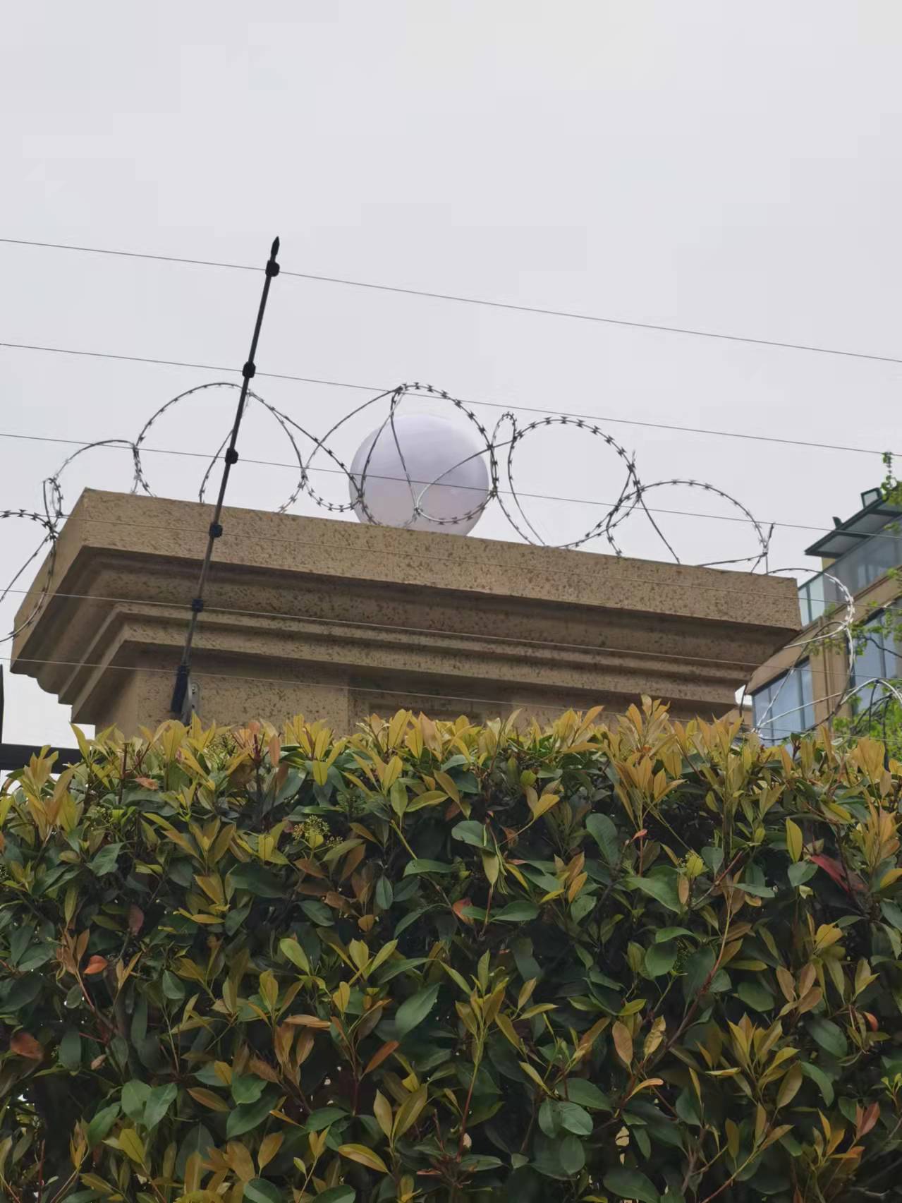 RAZOR BARBED WIRE 热镀锌钢丝刺绳圈山带刺钢丝防盗防爬刺绳隔离围墙铁丝刀片刺丝绳304不锈钢刀片防锈刺绳详情2