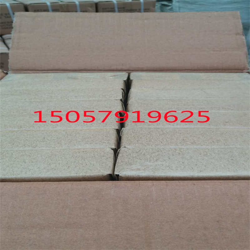 蝴蝶牌烤蓝鞋钉 白鞋钉 SHOE TACKS 铁钉 56盒一箱 112盒装木箱详情3
