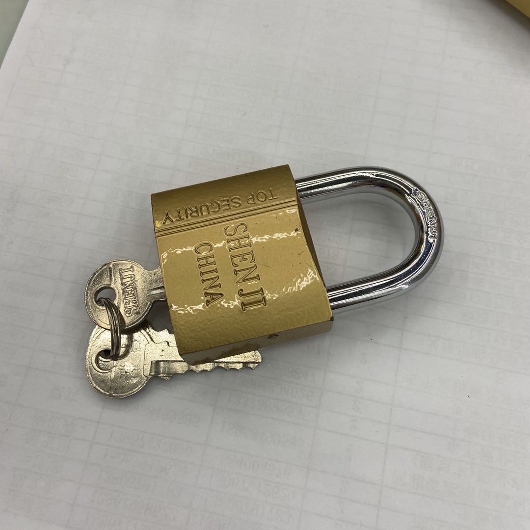 50mm喷漆仿铜铁挂锁锁具配件外贸出口111详情1