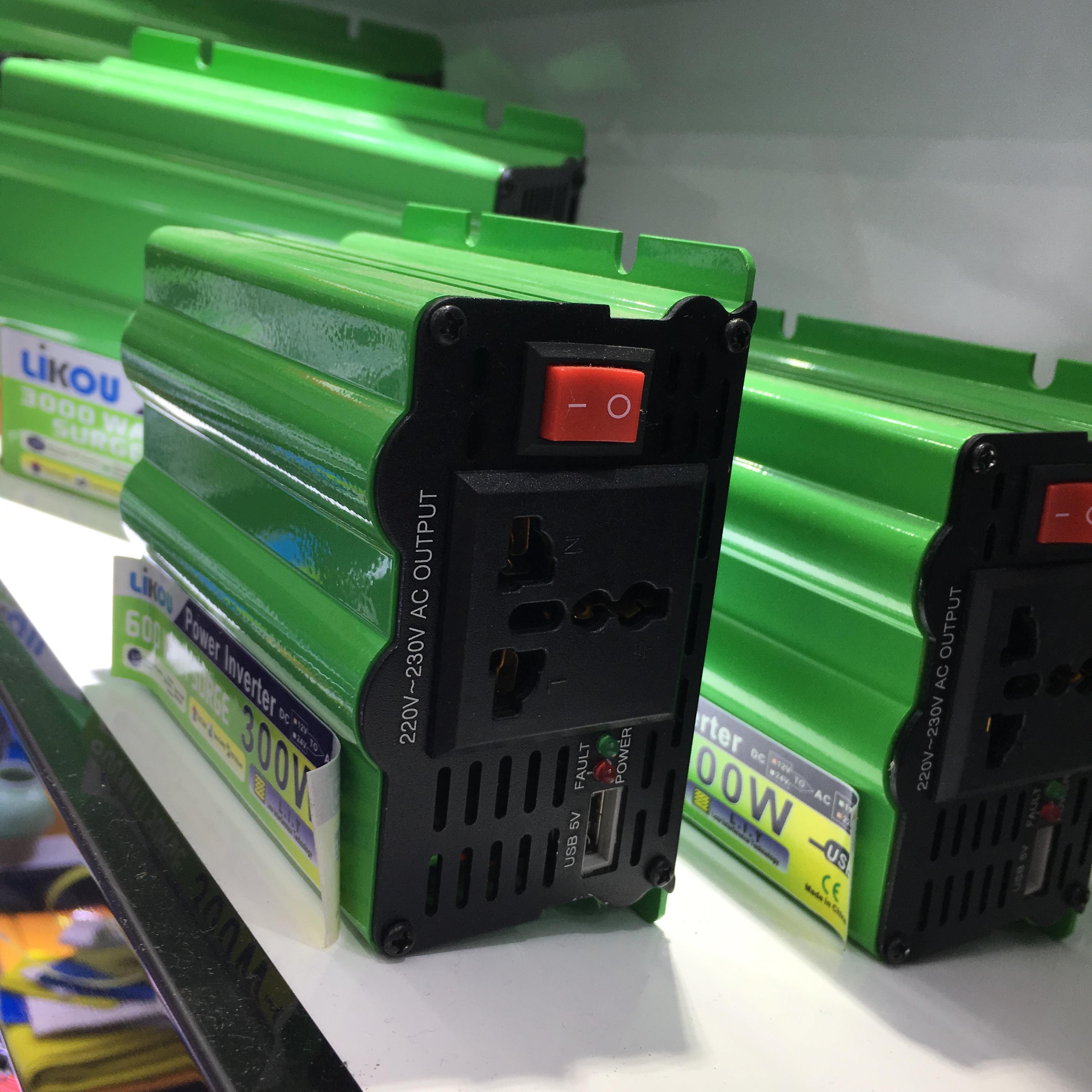 300W逆变器12V转220V车载电源家用电源转换器详情3