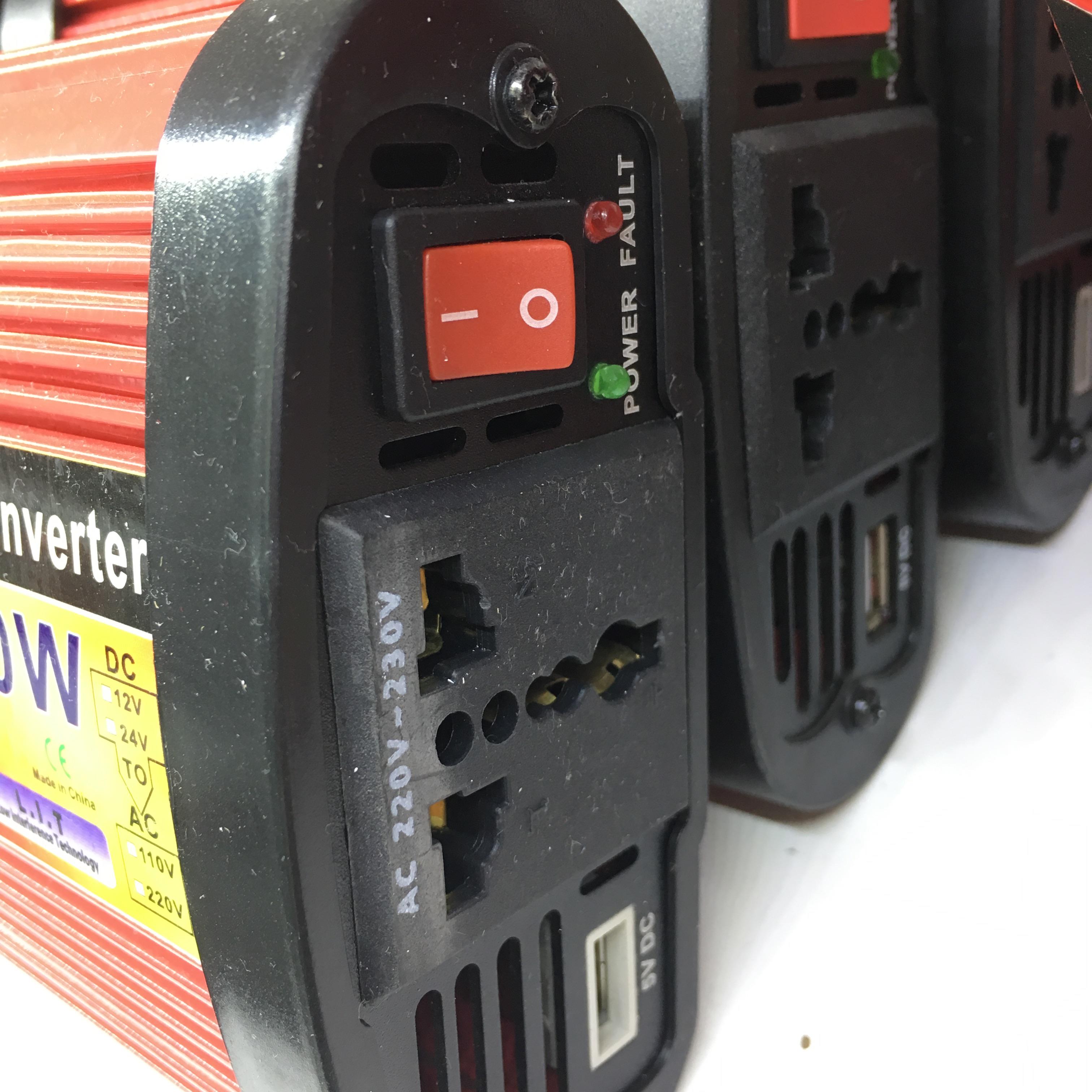 SAKO300W逆变器12V转220V车载电源家用电源转换器详情3