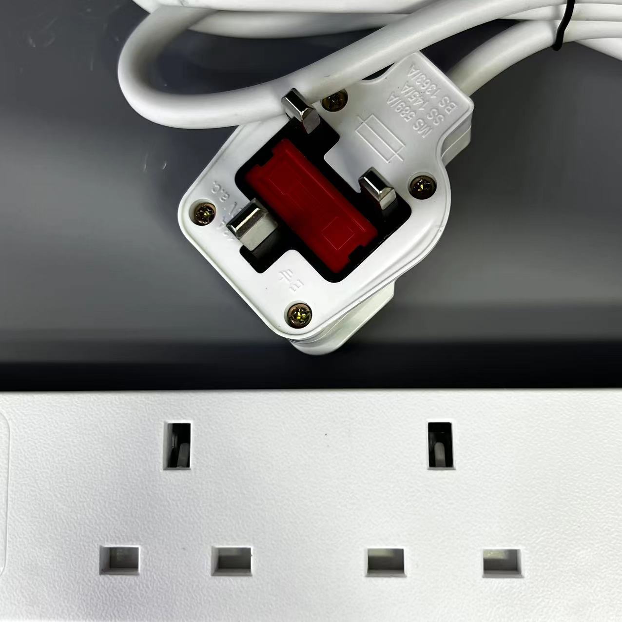 热卖白色13A 3-6插座电源国王英国标准加长插座带灯带usb 四插详情5