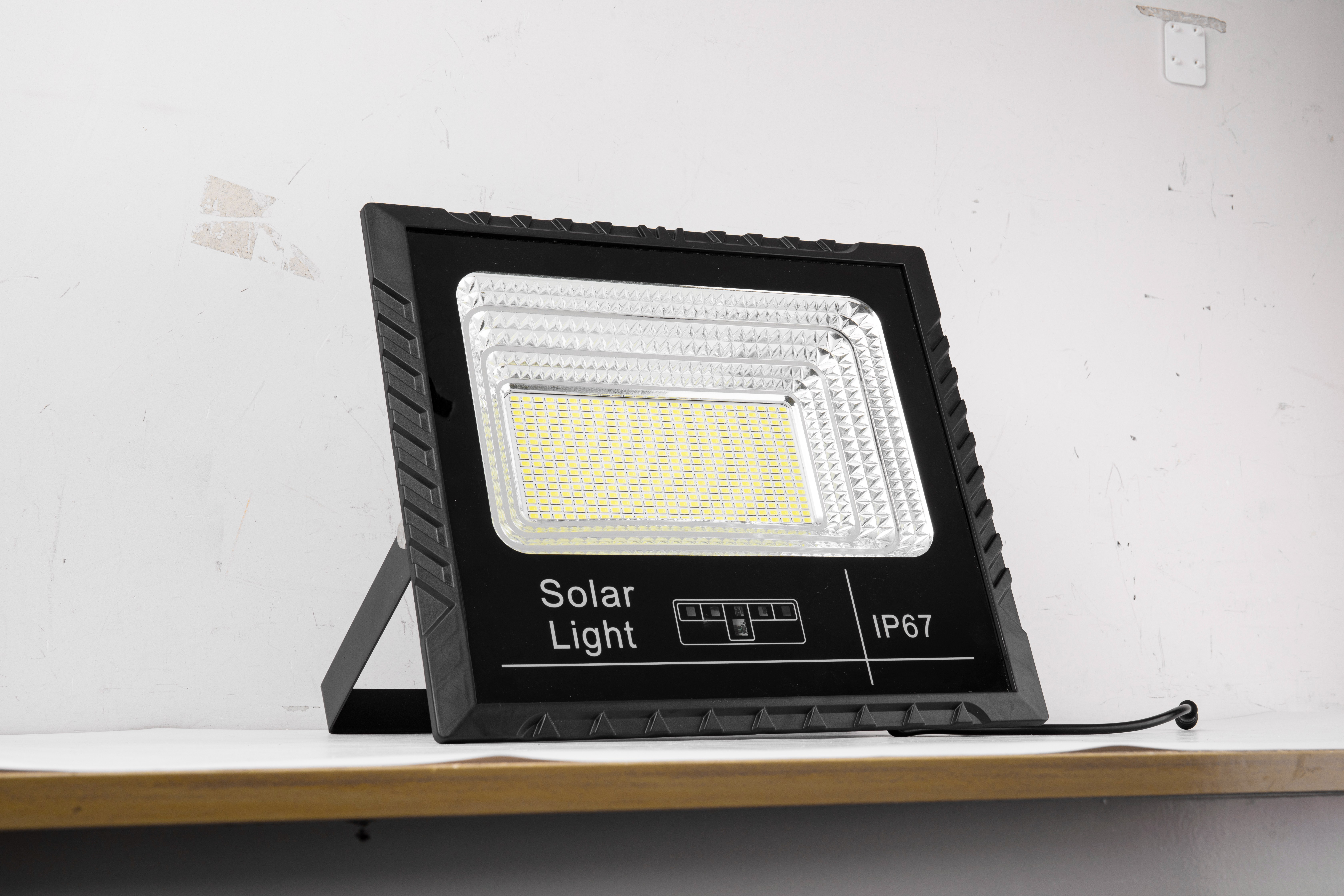 LED灯太阳能照明出口热卖爆品12详情3