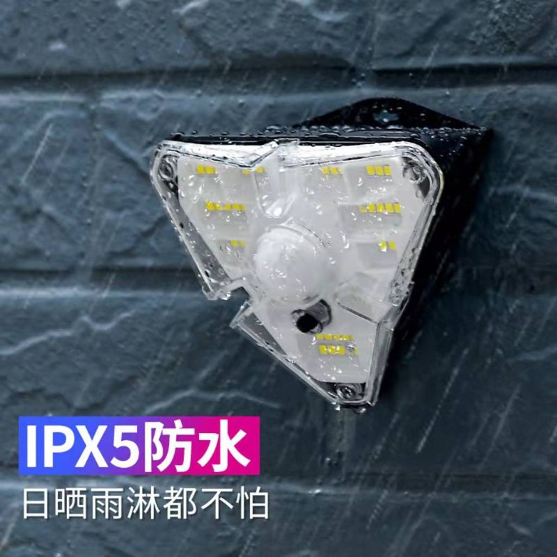 68LED太阳能人体感应壁灯智能光控户外投光灯家用庭院灯三角灯 详情4