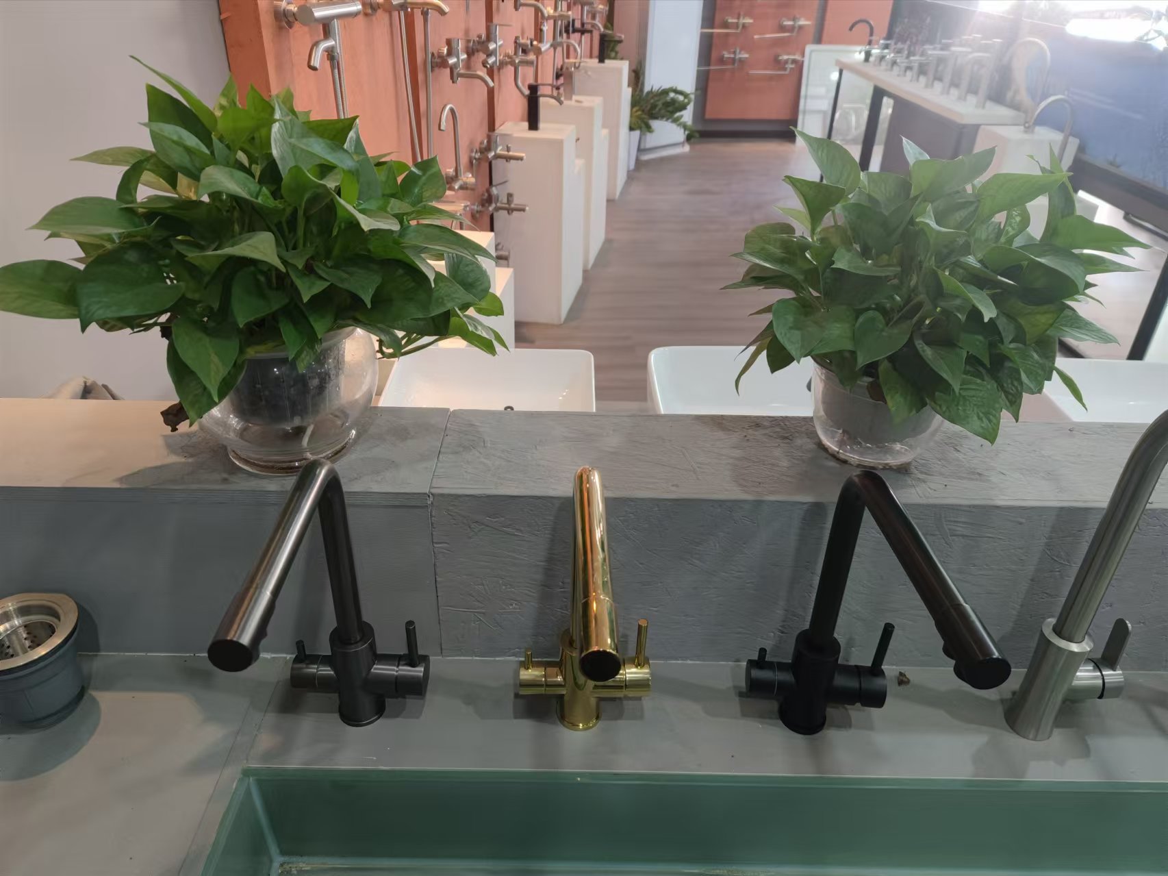 跨境304不锈钢水龙头厨房洗菜盆龙头三合一冷热带净水双用水龙头详情3