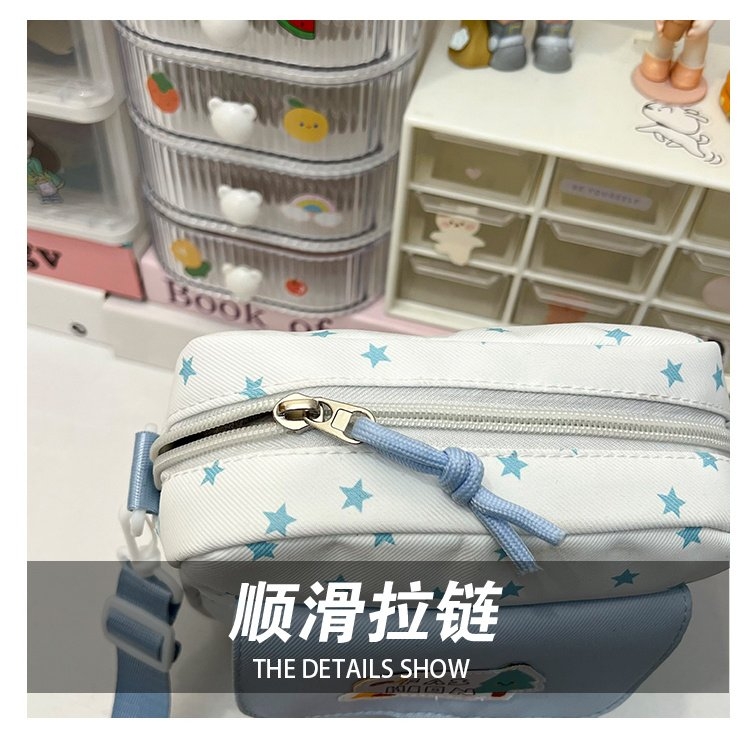 卡通狗狗印花斜挎包 星星图案 可爱少女风 单肩包详情图3