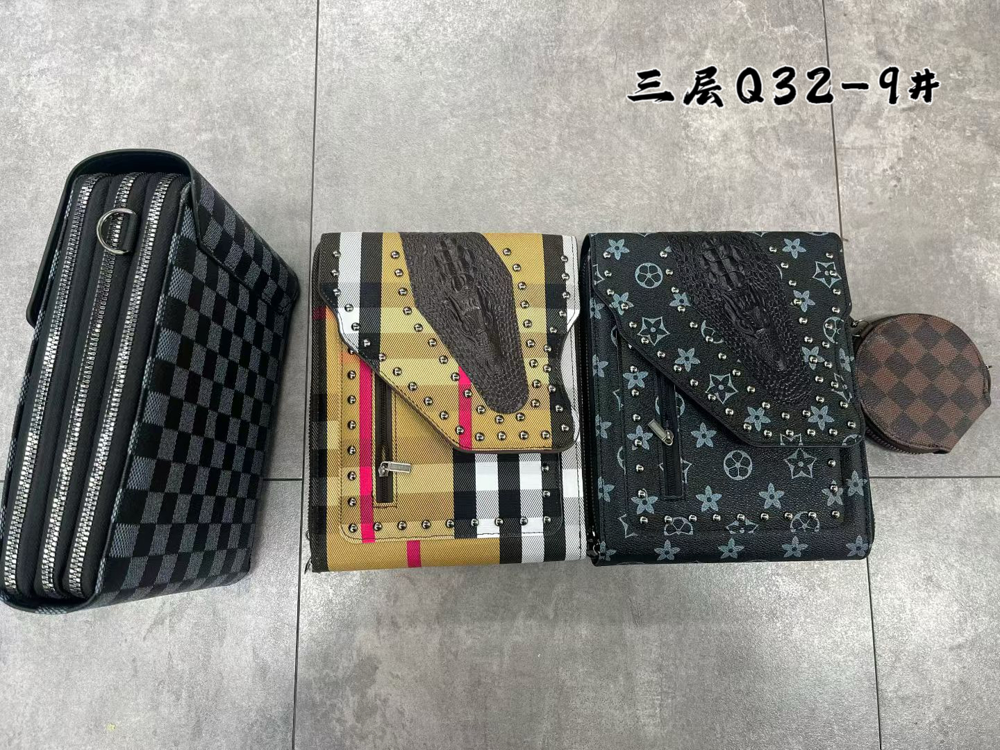 三层多功能手拿包 格纹铆钉设计 商务休闲两用