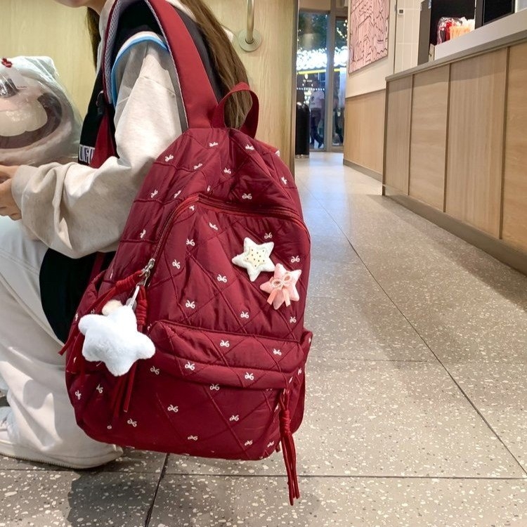红色菱格双肩包 星星蝴蝶装饰 休闲百搭款