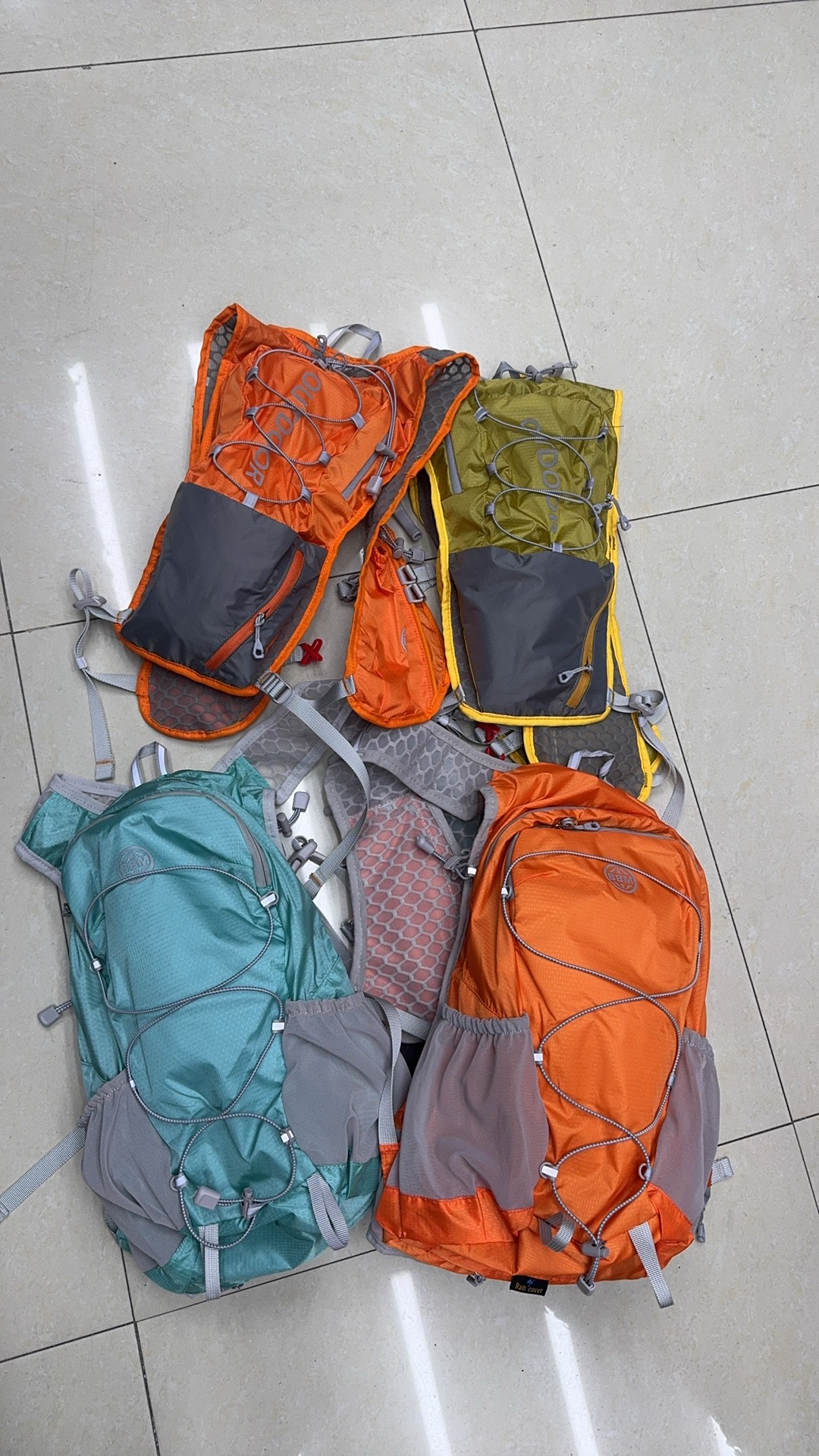 户外背包 30L 容量 多色可选 户外徒步登山详情图2