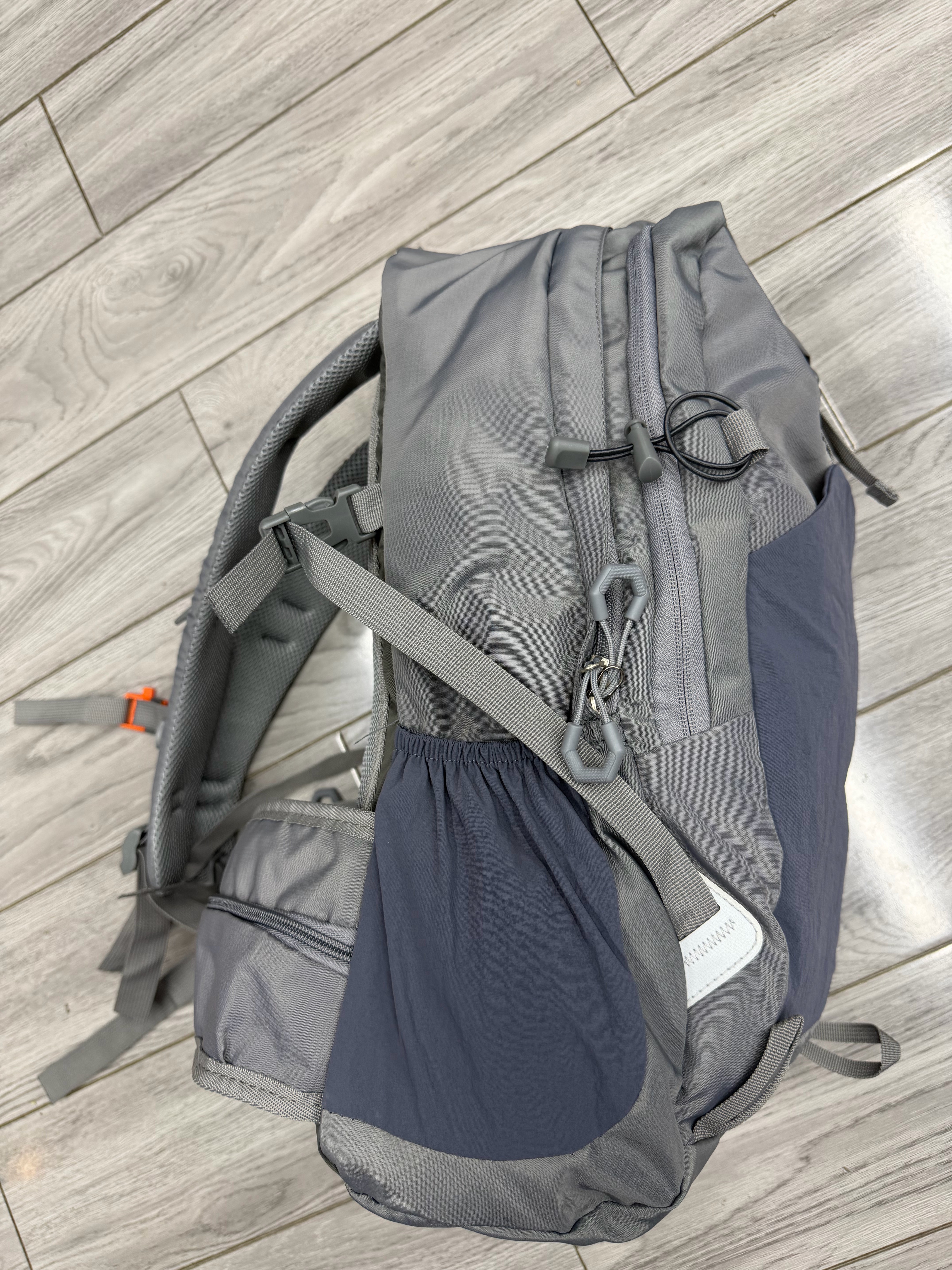 VILRON 户外登山包 40L 容量 耐磨防水款详情图3