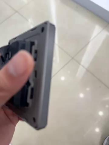 缩略图 1
