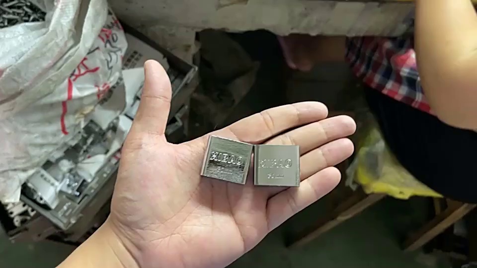 缩略图 1