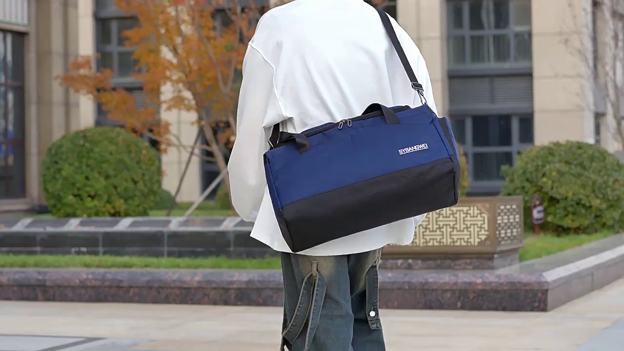 跨境健身包手提大容量短途旅行包轻便运动收纳包斜挎行李袋批发缩略图 1