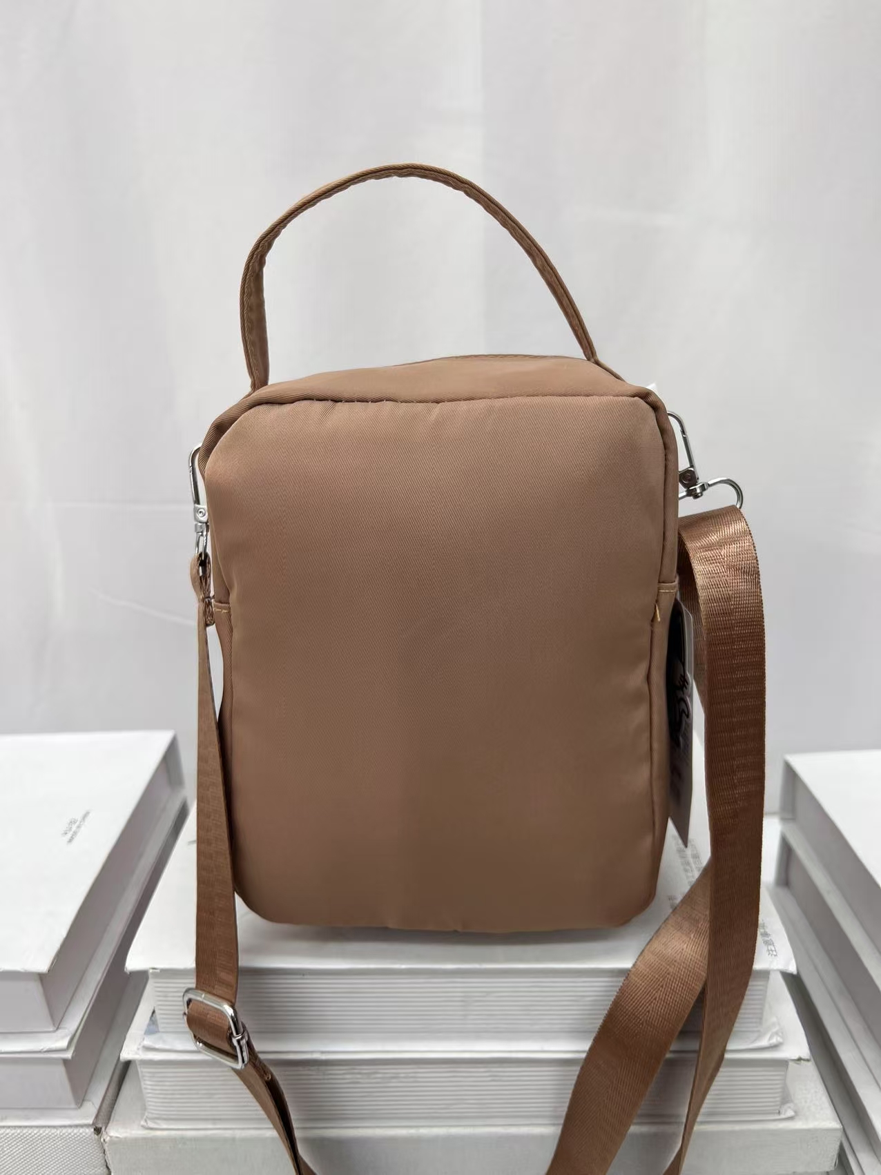 億美森9004休闲单肩斜挎包 多色百搭日常详情图3