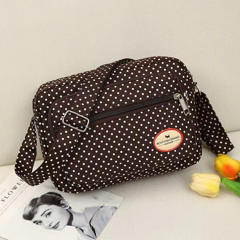 波点帆布斜挎包 多功能单肩包 时尚百搭款